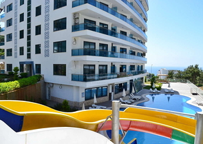 2+1 Apartment in der malerischen Gegend von Kargicak, nur 300 m vom Meer entfernt