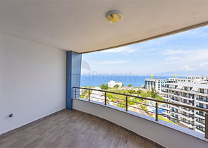 Neue Wohnung mit herrlichem Blick im Stadtteil Kargicak