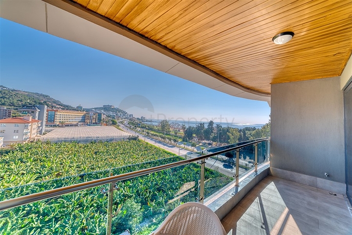 Zweizimmerwohnung an der ersten Küste in Kargicak