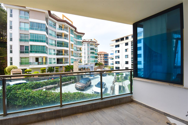 1+1 Wohnung in einem Komplex mit Infrastruktur in der Gegend von Kargicak