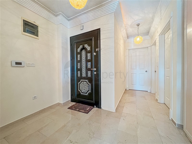 Möblierte 2+1-Wohnung in Mahmutlar