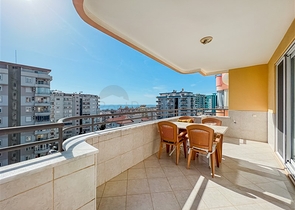 Möblierte 2+1-Wohnung in Mahmutlar