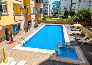 Möblierte 2+1-Wohnung in Mahmutlar