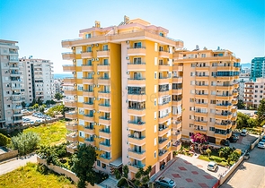 Möblierte 2+1-Wohnung in Mahmutlar