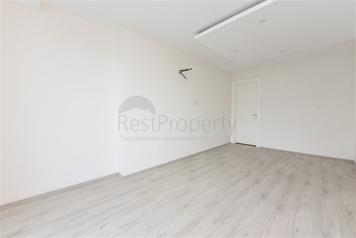 Luxuriöses Penthouse mit Blick auf das Mittelmeer im Stadtteil Kargicak