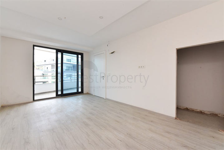 Luxuriöses Penthouse mit Blick auf das Mittelmeer im Stadtteil Kargicak