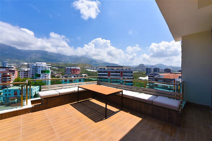 Geräumiges 3+1 Penthouse im Stadtteil Mahmutlar