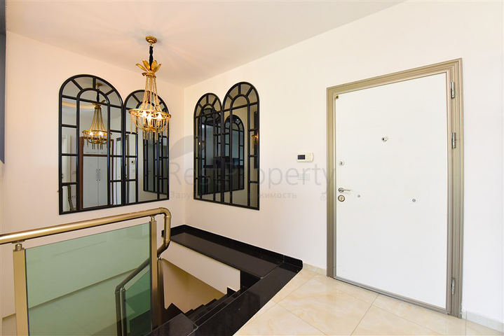 Geräumiges 3+1 Penthouse im Stadtteil Mahmutlar