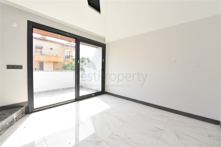 4+1 Villa für eine große Familie 