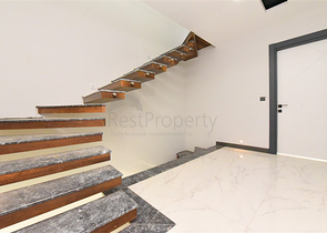 4+1 Villa für eine große Familie 