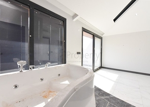 4+1 Villa für eine große Familie 