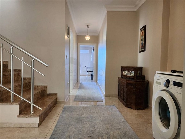 Geräumiges 3+1 Apartment mit Panoramablick auf das Meer