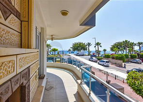 Geräumige 4+1-Wohnung an der ersten Küste in der Nähe von Oba