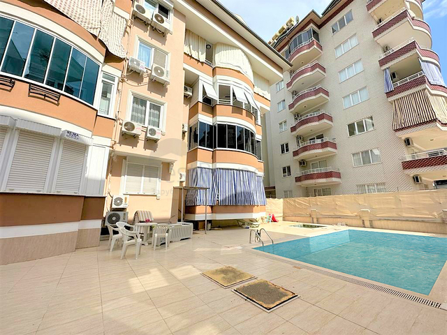 2+1 Apartment mit separater Küche im Zentrum von Alanya