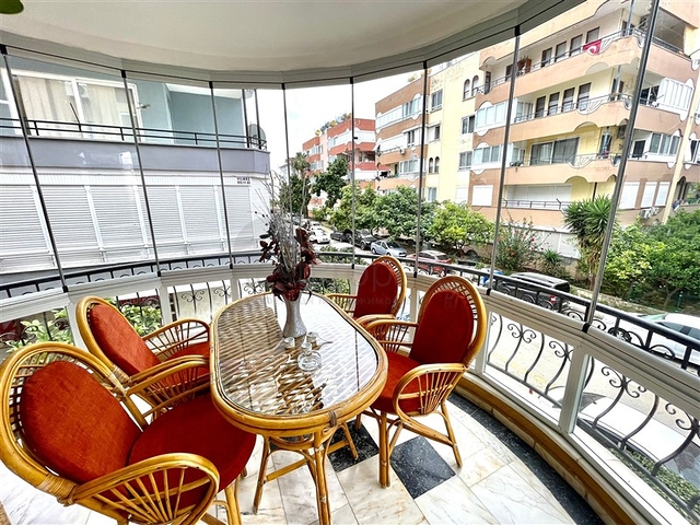 Gemütliche 2+1-Wohnung im Stadtteil Oba, 300 m vom Meer entfernt