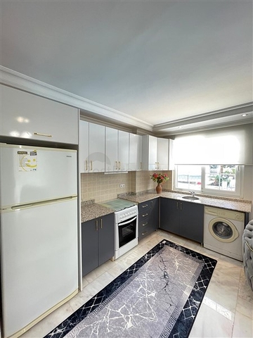 Geräumiges 2+1 Apartment nur 500 m vom Meer entfernt im Stadtteil Oba