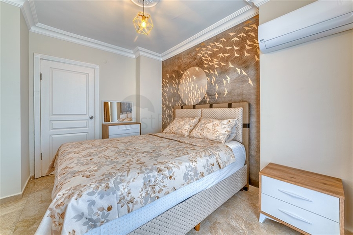 Geräumige Wohnung im Stadtteil Mahmutlar mit Meer- und Bergblick