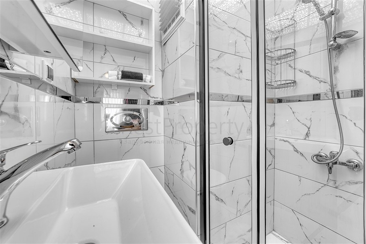 Geräumige Wohnung im Stadtteil Mahmutlar mit Meer- und Bergblick