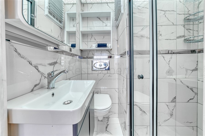 Geräumige Wohnung im Stadtteil Mahmutlar mit Meer- und Bergblick