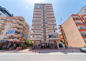 Geräumige Wohnung im Stadtteil Mahmutlar mit Meer- und Bergblick