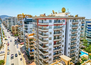 Geräumige Wohnung im Stadtteil Mahmutlar mit Meer- und Bergblick