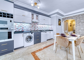 Geräumige Wohnung im Stadtteil Mahmutlar mit Meer- und Bergblick