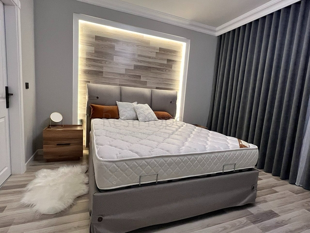 Geräumiges 4+1 Penthouse 250 m vom Meer entfernt