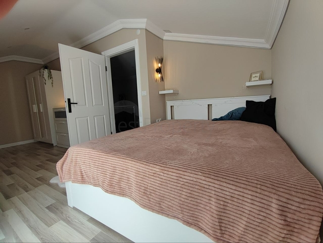 Geräumiges 4+1 Penthouse 250 m vom Meer entfernt