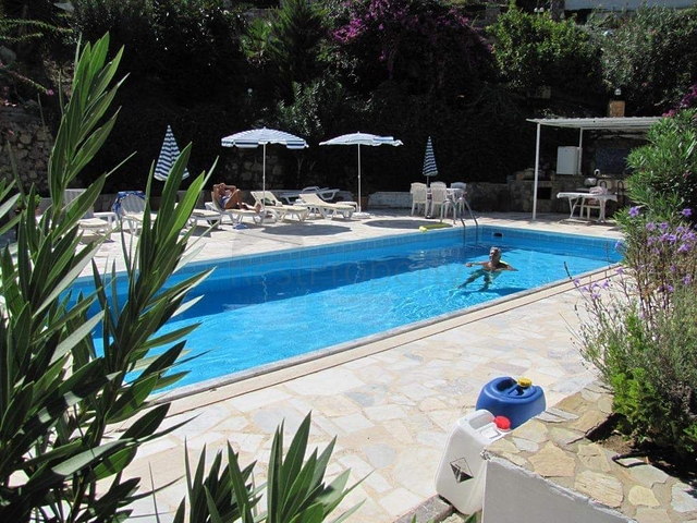 Stadthaus 2+1 600 m vom Meer entfernt im Stadtteil Kargicak Stadthaus 2+1 600 m vom Meer entfernt im Stadtteil Kargicak