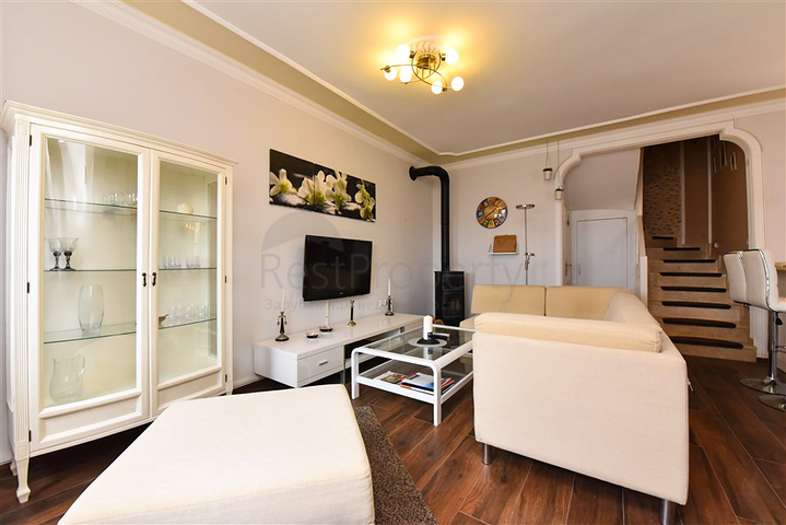 Stadthaus 2+1 600 m vom Meer entfernt im Stadtteil Kargicak Stadthaus 2+1 600 m vom Meer entfernt im Stadtteil Kargicak