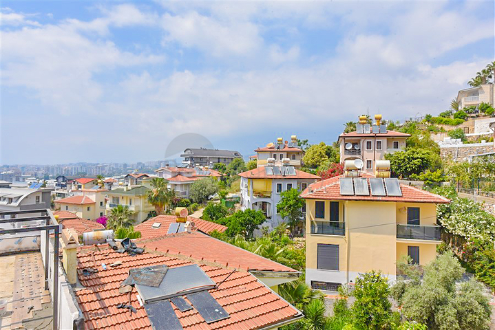 Stadthaus 2+1 600 m vom Meer entfernt im Stadtteil Kargicak Stadthaus 2+1 600 m vom Meer entfernt im Stadtteil Kargicak