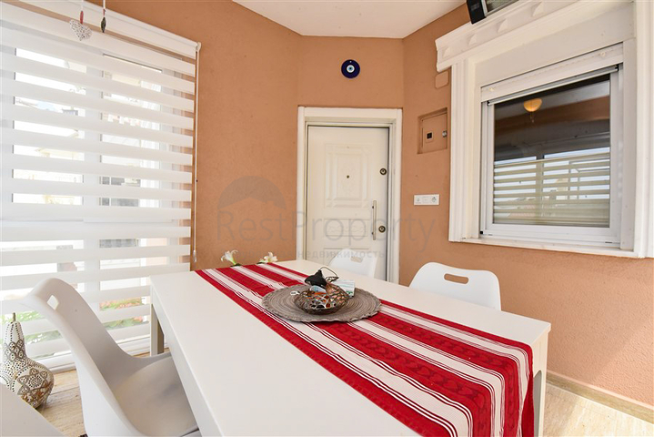 Stadthaus 2+1 600 m vom Meer entfernt im Stadtteil Kargicak Stadthaus 2+1 600 m vom Meer entfernt im Stadtteil Kargicak