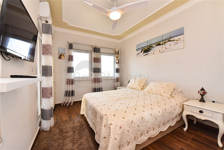 Stadthaus 2+1 600 m vom Meer entfernt im Stadtteil Kargicak Stadthaus 2+1 600 m vom Meer entfernt im Stadtteil Kargicak