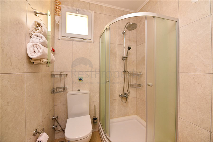 Stadthaus 2+1 600 m vom Meer entfernt im Stadtteil Kargicak Stadthaus 2+1 600 m vom Meer entfernt im Stadtteil Kargicak