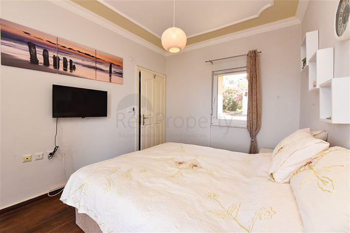 Stadthaus 2+1 600 m vom Meer entfernt im Stadtteil Kargicak Stadthaus 2+1 600 m vom Meer entfernt im Stadtteil Kargicak