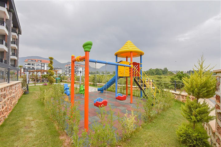 Möbliertes Penthouse 2+1 für langfristige Miete in der Gegend von Oba