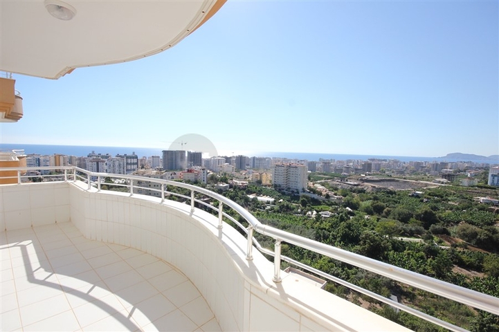 Möblierte 2+1-Wohnung im Stadtteil Mahmutlar