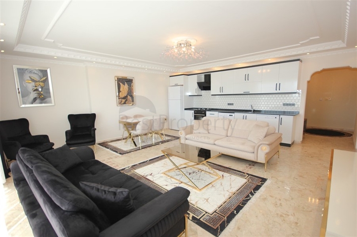 Möblierte 2+1-Wohnung im Stadtteil Mahmutlar