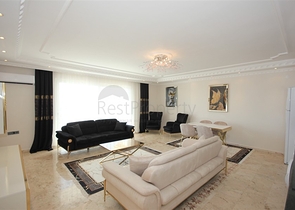 Möblierte 2+1-Wohnung im Stadtteil Mahmutlar