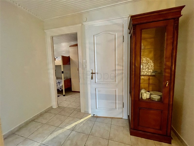 Geräumiges Penthouse vom Eigentümer 4+1, 300 Meter vom Meer entfernt in der Nähe von Oba