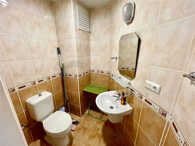 Geräumiges Penthouse vom Eigentümer 4+1, 300 Meter vom Meer entfernt in der Nähe von Oba