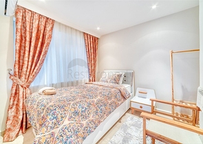 Villa 5+1 800 m vom Strand entfernt mit Panoramablick auf das Meer und die Berge