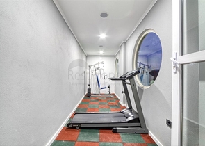 Villa 5+1 800 m vom Strand entfernt mit Panoramablick auf das Meer und die Berge