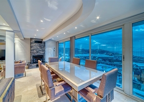 Villa 5+1 800 m vom Strand entfernt mit Panoramablick auf das Meer und die Berge