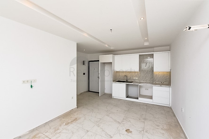 1+1 Wohnung in einem schicken Komplex vom Eigentümer im Stadtteil Avsallar