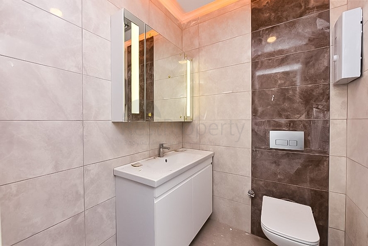 1+1 Wohnung in einem schicken Komplex vom Eigentümer im Stadtteil Avsallar