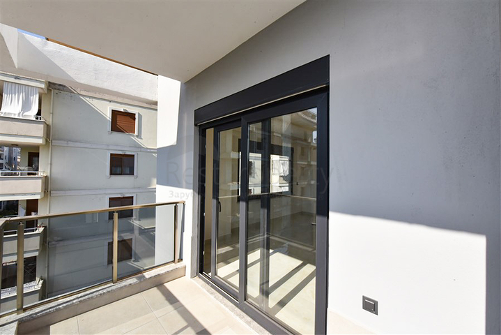 Wohnung 2+1 im Stadtteil Mahmutlar, 400 m vom Meer entfernt 