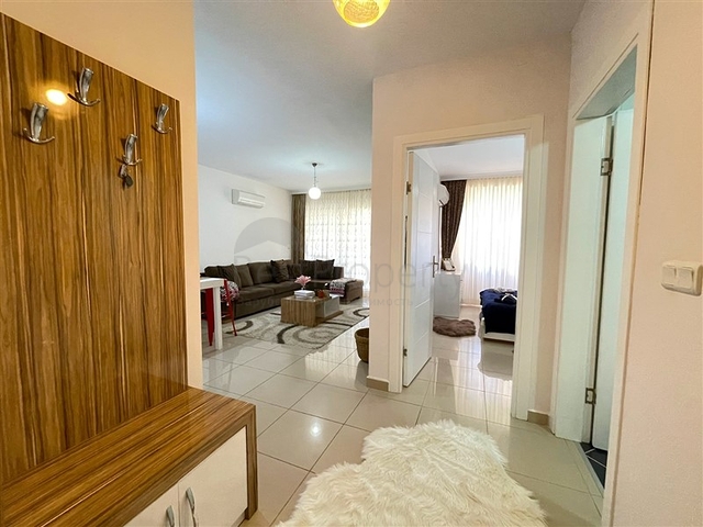 Geräumige 1+1 Wohnung in einem Komplex mit der gesamten Infrastruktur am Meer in Mahmutlar