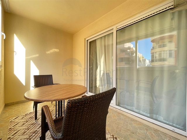 Geräumige 1+1 Wohnung in einem Komplex mit der gesamten Infrastruktur am Meer in Mahmutlar