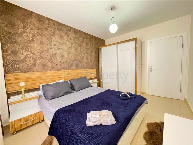 Geräumige 1+1 Wohnung in einem Komplex mit der gesamten Infrastruktur am Meer in Mahmutlar